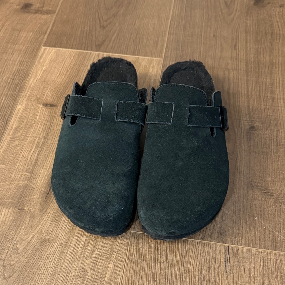 Cushionaire Black Suede Slip-On Boston Clogs